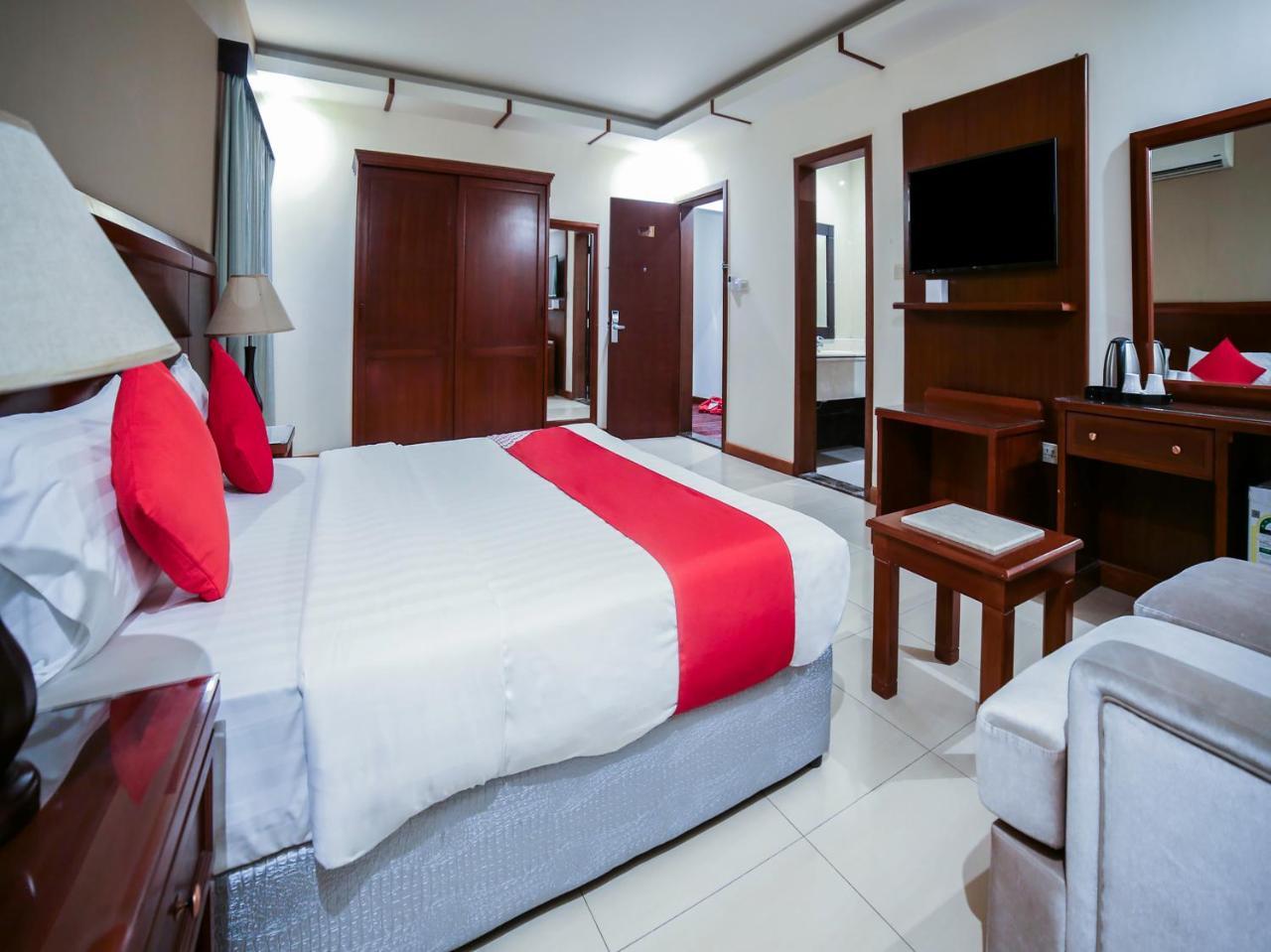 Night Inn Hotel Αλ Κομπάρ Εξωτερικό φωτογραφία