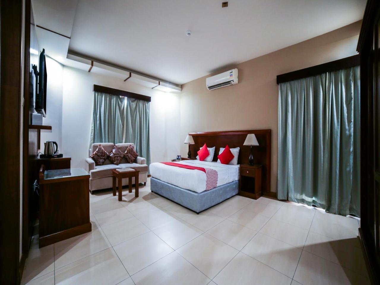 Night Inn Hotel Αλ Κομπάρ Εξωτερικό φωτογραφία