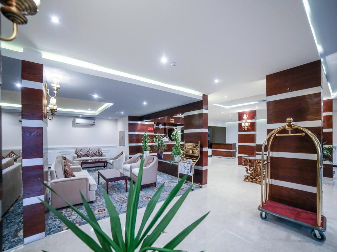 Night Inn Hotel Αλ Κομπάρ Εξωτερικό φωτογραφία