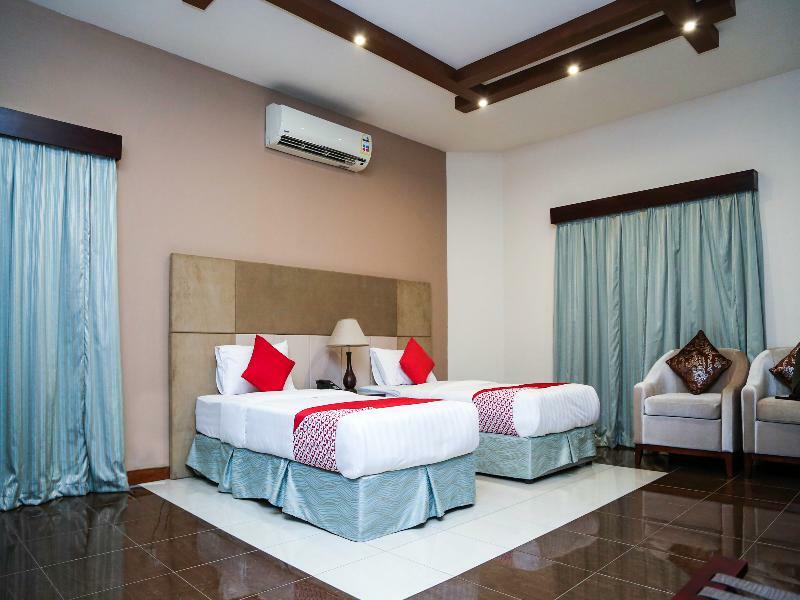 Night Inn Hotel Αλ Κομπάρ Εξωτερικό φωτογραφία